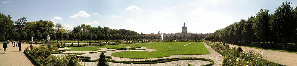 Panoramabild des Schlossparks
