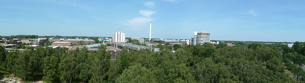 Panorama der Universität, aufgenommen vom angrenzenden Turm der Lüfte des Universum Bremen aus