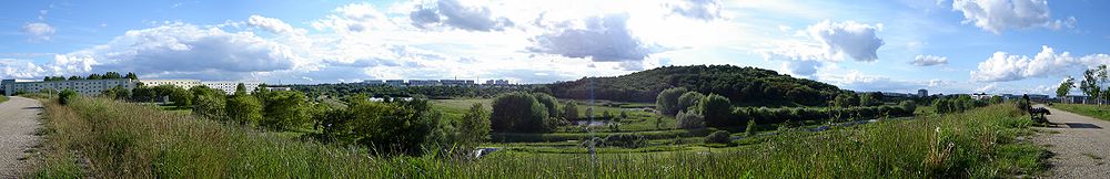Panorama des Wuhletals vom Rohrbruchpark aus fotografiert