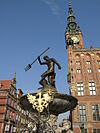Neptun Monument and Main Town Hall in Gdańsk.jpg