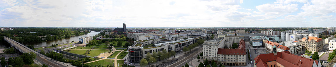 Magdeburg-Panorama von der St.-Johannis-Kirche aus gesehen