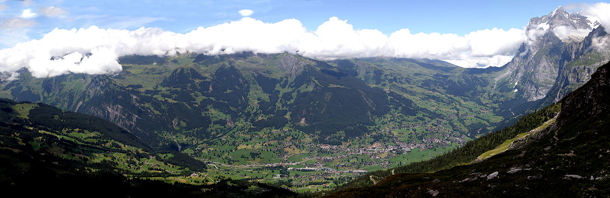 Der Talkessel von Grindelwald vom Fuss der Eigernordwand bei Alpiglen gesehen