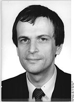 Bundesarchiv Bild 183-1990-0421-330, Reinhard Höppner.jpg