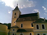 Kath. Pfarrkirche hl. Martin und Friedhofsmauern