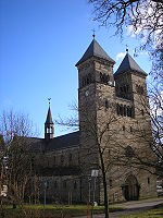Kirche Klosterlausnitz1.JPG