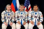 Soyuz TMA-5 Crew.jpg