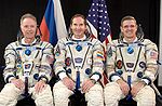 Soyuz TMA-7 crew 1.jpg