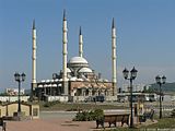 Grozny Kadyrov Mosque.jpg