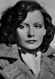 Greta Garbo in Meyers Blitz-Lexikon 1932.jpg