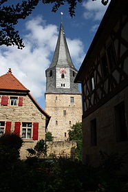 Ehemalige Turmburg (Mitte), heute Kirchturm