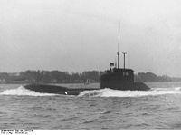 Das U-Boot U 13 (Klasse 206) in See