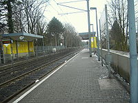 Oberkassel Süd/Römlinghoven – Flachbahnsteig