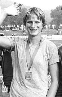 Ingrid Auerswald (2. v. rechts) nach ihrem Sieg mit der 4-mal-100-Meter-Staffel des SC Motor Jena bei den 32. DDR-Meisterschaften in der Leichtathletik im August 1981 in Jena