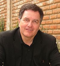 Roberto Ampuero (Valparaíso, 04/07/08)
