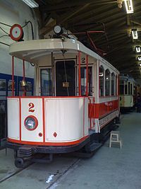 Historische Straßenbahn Tw2