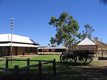 Alice Springs Telegraph Station 8.jpg