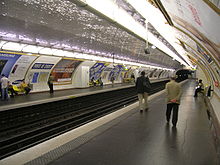 Metro 7 Porte de Choisy quais.JPG