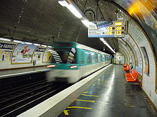 Metro Paris - Ligne 13 - Porte de Vanves.jpg