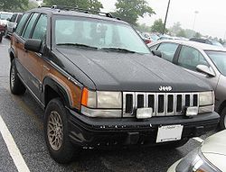 1993-Jeep-Grand-Wagoneer-Front.jpg