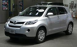 2007 Toyota ist 01.jpg