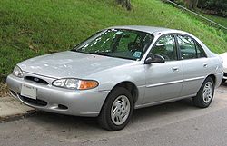 Ford Escort (1997–2001)