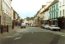 Carrick-on-Suir-main-street.jpg