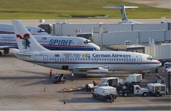 Boeing 737-200 der Cayman Airways