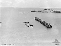 Die gesunkene Neptuna im Hafen von Darwin