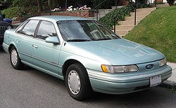 Ford Taurus Sedan (1991–1995)