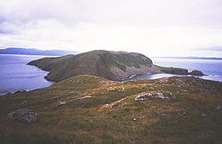 Blick über Garbh Eilean, die größte der Shiant Isles