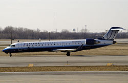 GoJet CRJ-700 ORD N159GJ.jpg