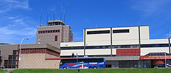 Eingangshalle und Tower des Flughafens Halifax/Stanfield