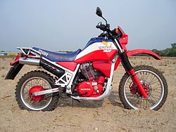 Honda XLV750R(D) 1.jpg