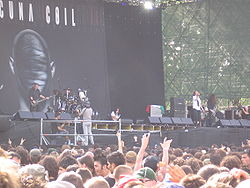 Lacuna Coil live bei einem Auftritt beim Heineken Jamming Festival 2006