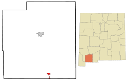 Luna County New Mexico Incorporated and Unincorporated areas Columbus Highlighted.svg