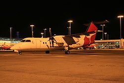 Eine Bombardier Dash 8Q-300 der Eastern Australia Airlines betrieben für QantasLink