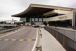 Valencia Airport Terminal.jpg