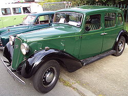 Vintage car, Birkenhead 7.JPG