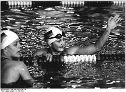 Bundesarchiv Bild 183-1982-0529-030, Ines Geibler.jpg
