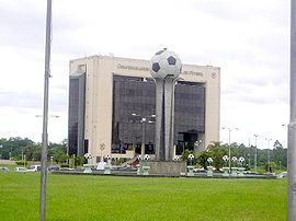 Gebäude des Südamerikanischen Fußballbundes in Luque