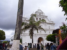 Iglesia Parroquial de San Cristóbal Verapaz.JPG