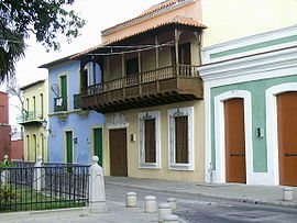 Häuserzeile in Puerto Cabello