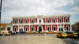 Rathaus an der Plaza de Armas