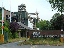 Schachtanlage Niederberg vor dem Abbruch am 7. Juli 2004
