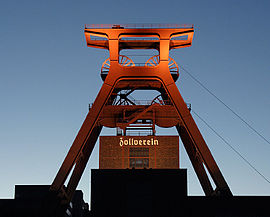 Zeche Zollverein: Der Doppelbock von Schacht 12