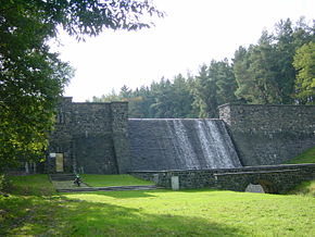 Staumauer der Talsperre Amselbach
