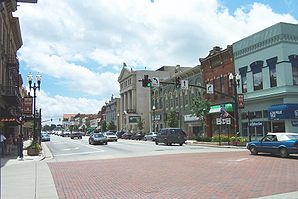 Bowling Green Ohio Main Street.jpg