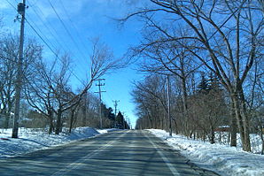 Winterliches Straßenbild am Rande von Brookfield