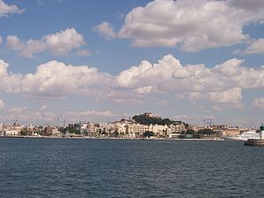 Cartagena vista desde el mar.jpg