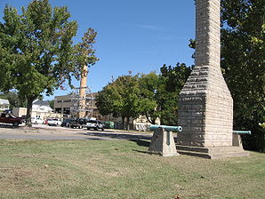 Fort Madison monument.jpg